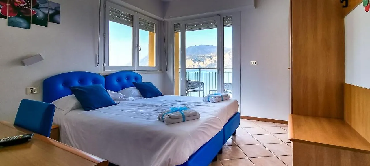 Hotel Casa Marinella Μαλτσεζίνε