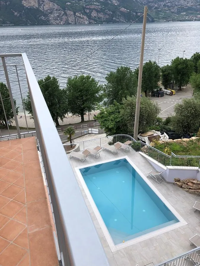 Hotel Casa Marinella Μαλτσεζίνε