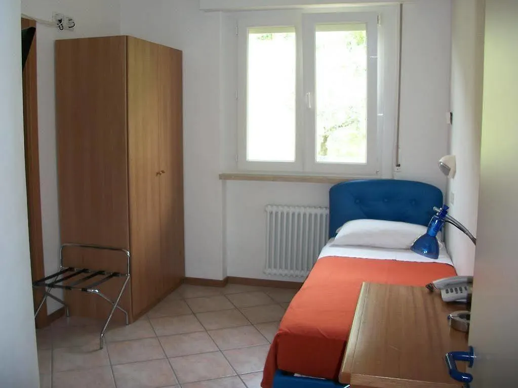 Hotel Casa Marinella Μαλτσεζίνε