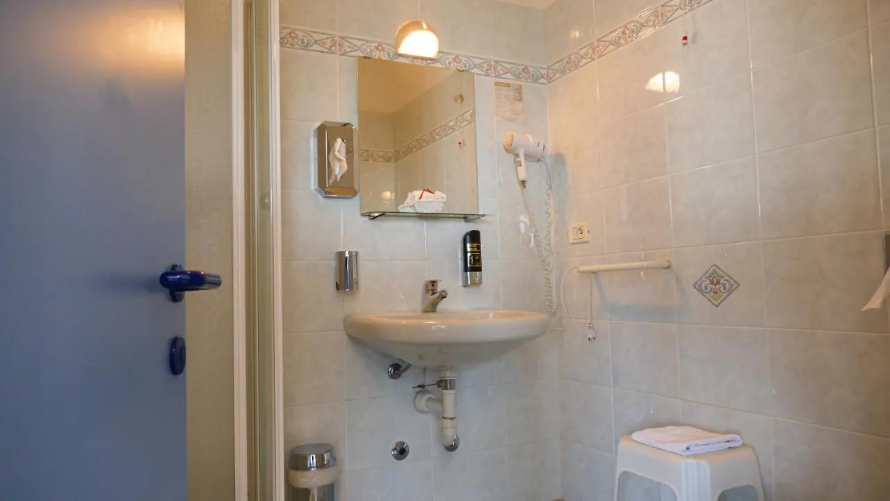Hotel Casa Marinella Malcesine