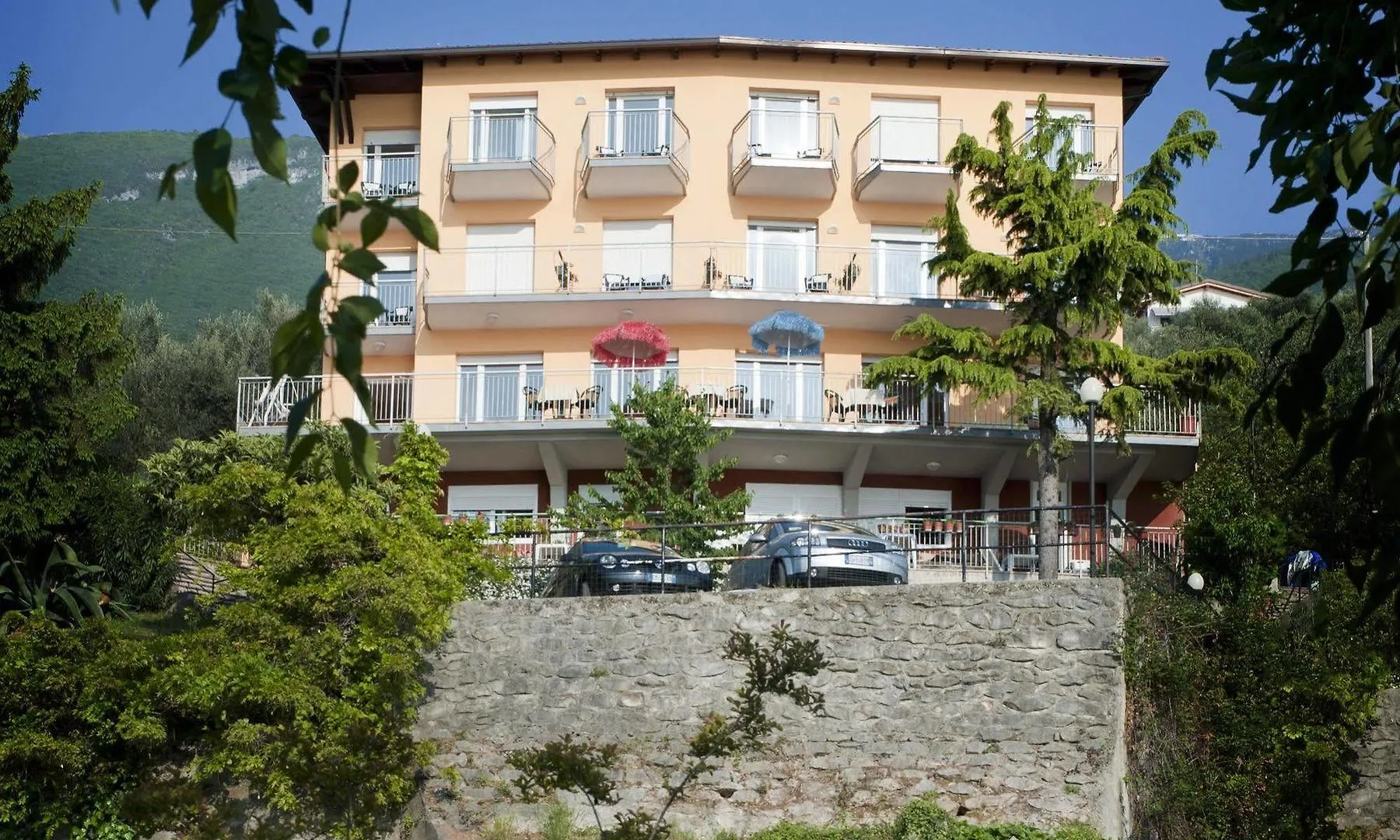 Hotel Casa Marinella Malcesine 3*,  Italy